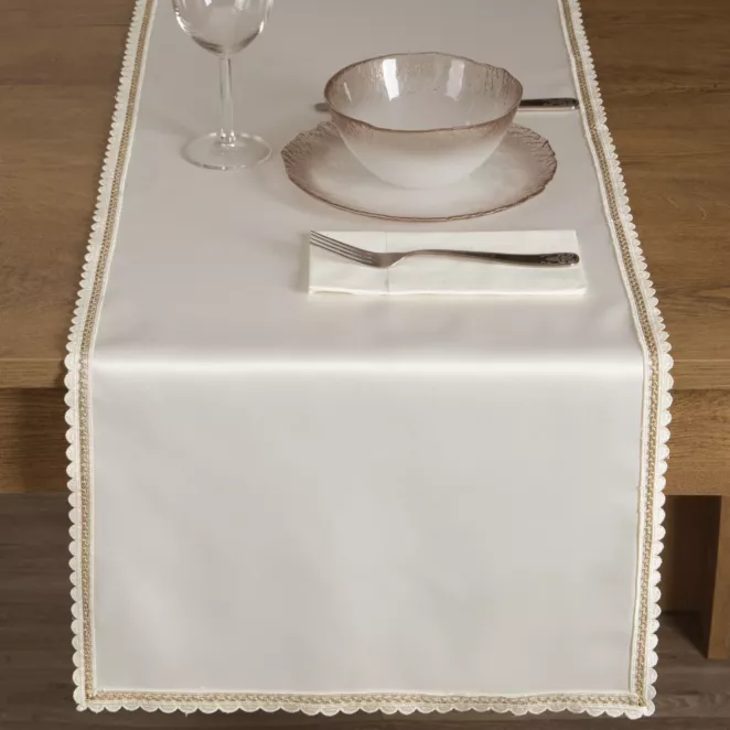 Bieżnik na stół kremowy 40x180 cm LACE z szampańskim haftowanym zdobieniem