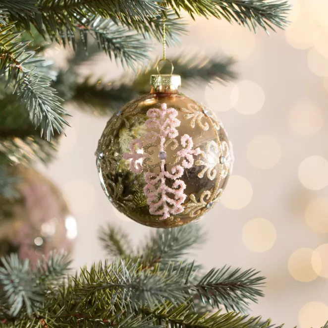 Szklana bombka choinkowa ręcznie zdobiona błyszczącym wzorem