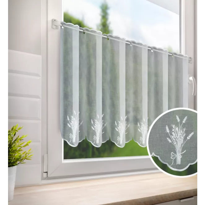 Tkanina firanowa zazdrostka z etaminy z haftem lawendy