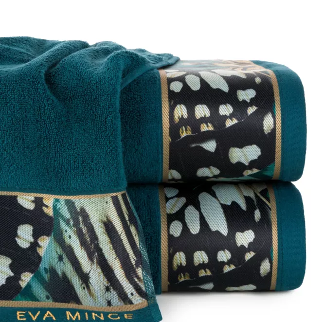 Ręcznik kąpielowy 70x140 cm bawełniany kolor ciemnoturkusowy z designerską bordiurą 500 g/m2 EVA 15 Eva Minge