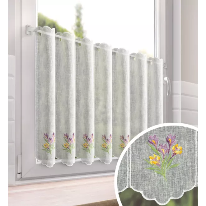 Tkanina firanowa zazdrostka zdobiona haftem krokusów