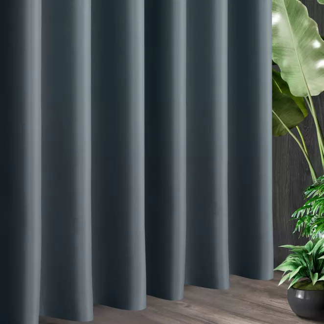 Tkanina zasłonowa gładka z gatunku blackout