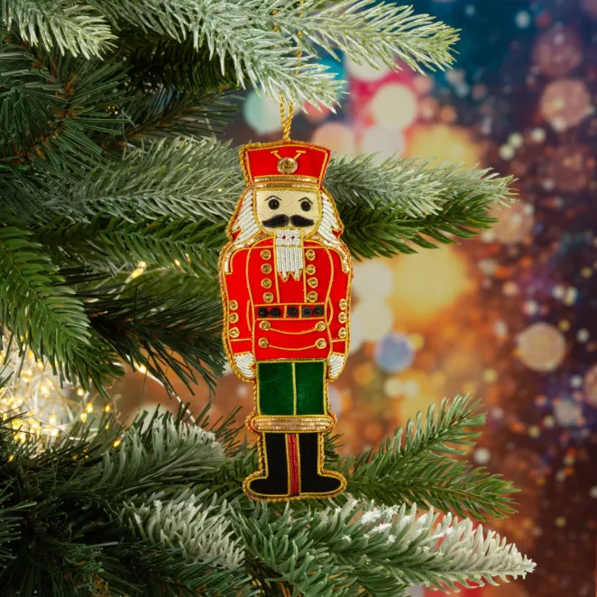 Ozdoba na choinkę DZIADEK DO ORZECHÓW przeszyty złotą nicią