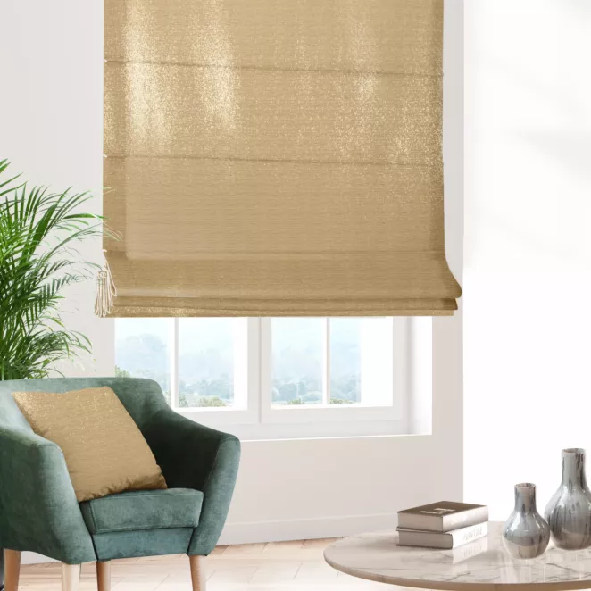 Roleta rzymska JULIETT złota z eleganckiej połyskującej tkaniny przetykanej lureksową nicią
