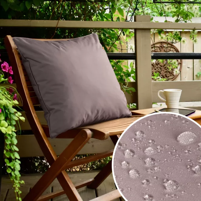 Poszewka na poduszkę 45x45 cm z gładkiej tkaniny wodoodpornej pudrowo różowa idealna do ogrodu i na taras GARDEN 5