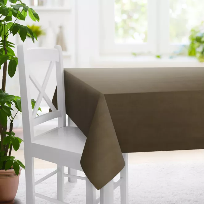 Obrus szyty ENYA jasnobrązowy z miękkiej półmatowej tkaniny welwetowej