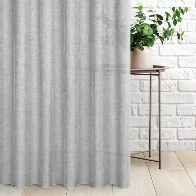 Tkanina firanowa gładka, matowa, grubsza etamina, gęsto tkana, wykończona obciążnikiem