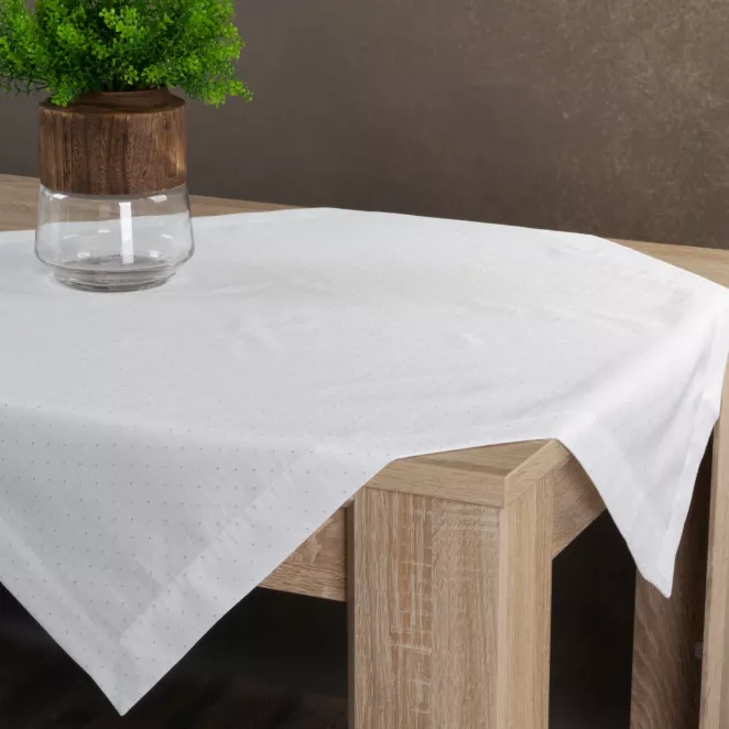 Bieżnik na stół biały 85x85 cm ELIZA zdobiony srebrną błyszczącą nicią z elegancką listwą