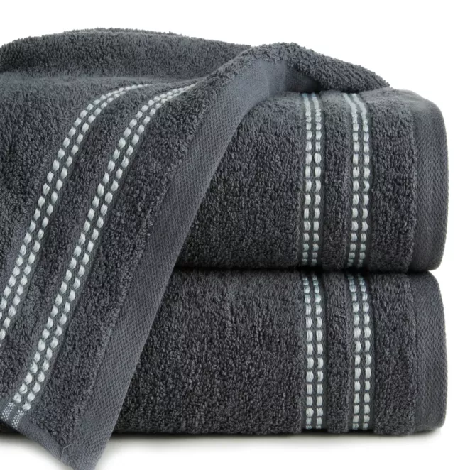 Ręcznik kąpielowy 70x140 cm bawełniany kolor grafitowy z subtelną bordiurą w paseczki 500 g/m2 ALLY
