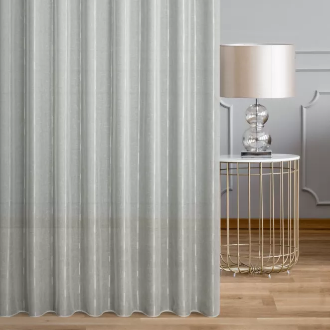 Firana szyta na taśmie 5 cm naturalno kremowa z matowej etaminy w pionowe pasy, wykończona obciążnikiem