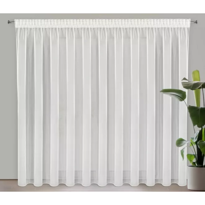 Firana kremowa z gładkiego mlecznego woalu wykończona szwem obciążającym VIOLET 400x180 cm taśma