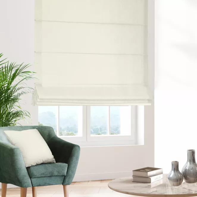 Roleta rzymska jasnokremowa z miękkiej tkaniny welwetowej