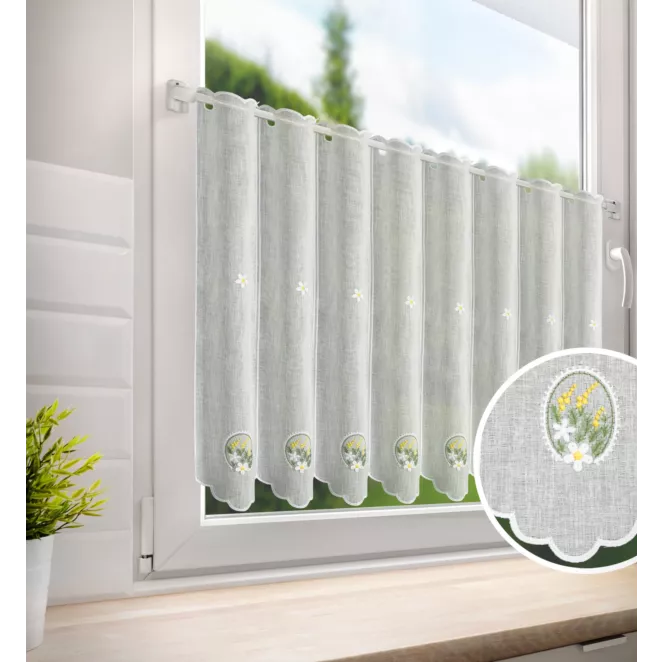 Tkanina firanowa zazdrostka z etaminy zdobiona haftem wiosennym