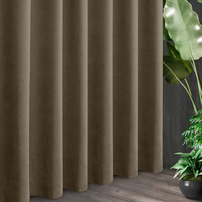 Tkanina zasłonowa o miękkim zamszowym chwycie ze strukturalnym wzorem