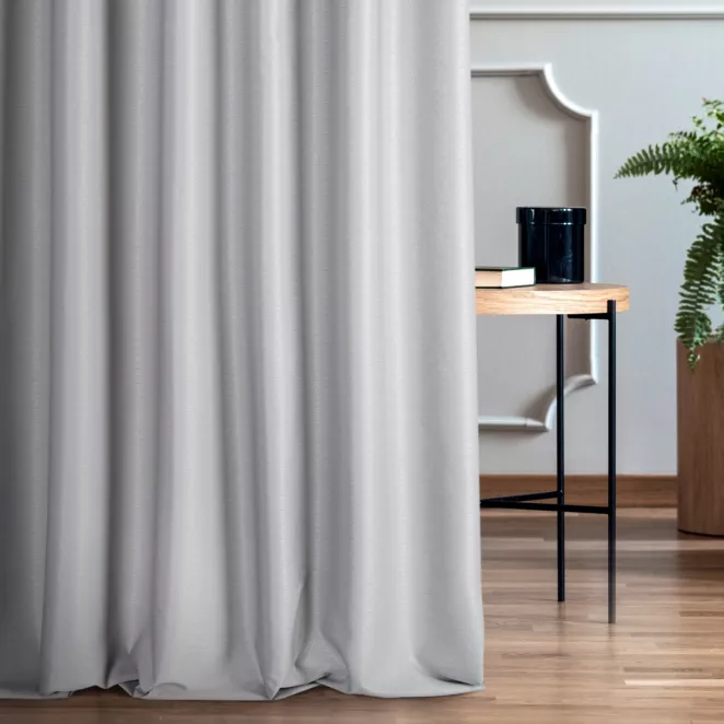 Zasłona szyta na taśmie 5 cm JULIETT popielata z eleganckiej połyskującej tkaniny przetykanej lureksową nicią