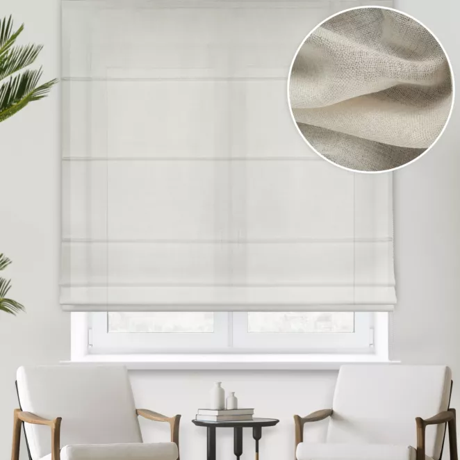 Roleta rzymska perłowa z lekko połyskującej, luźnotkanej etaminy z efektem kreszowania, wykończona obciążnikiem