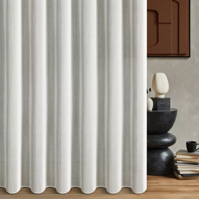 Firana szyta na taśmie 5 cm naturalna z gładkiej matowej etaminy o naturalnym splocie