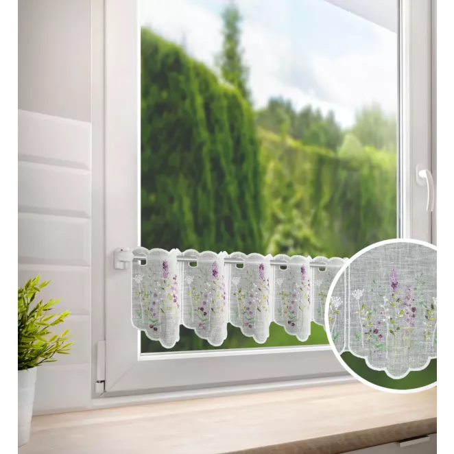 Tkanina firanowa zazdrostka zdobiona haftem drobnych kwiatuszków