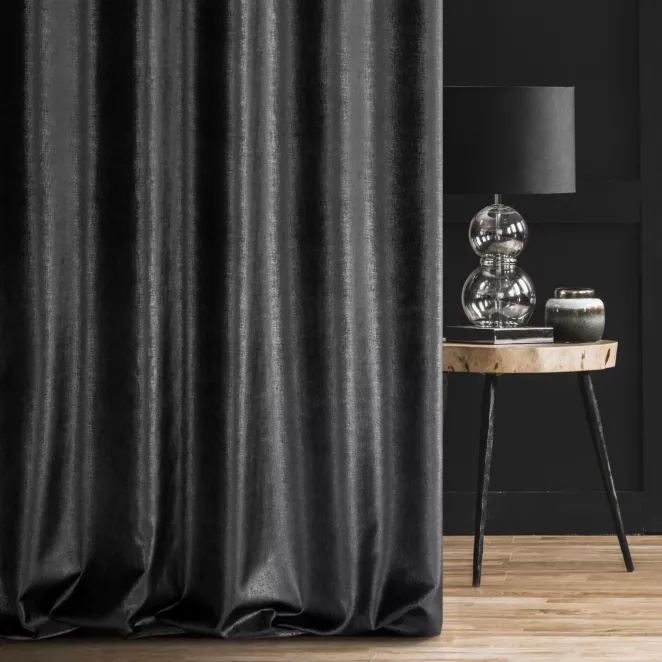Tkanina zasłonowa, welwetowa, z błyszczącym nadrukiem, zaciemniająca typu blackout z kolekcji Eva Minge