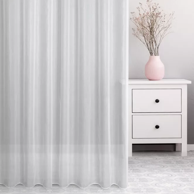 Firana szyta na taśmie 5 cm RENEE biała z półprzezroczystej połyskującej tkaniny