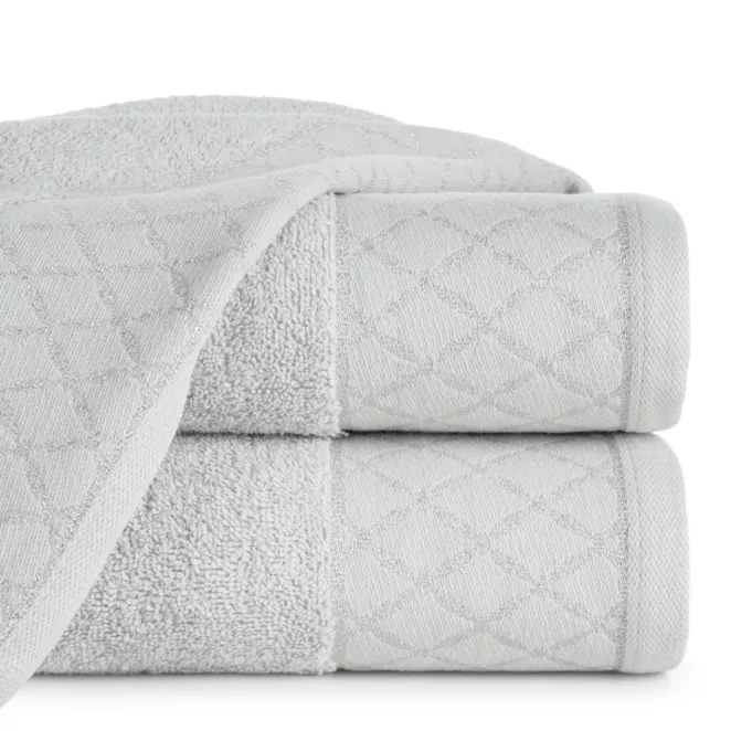 Ręcznik kąpielowy 50x90 cm bawełniany kolor srebrny zdobiony wzorem geometrycznym 500 g/m2 LAYLA