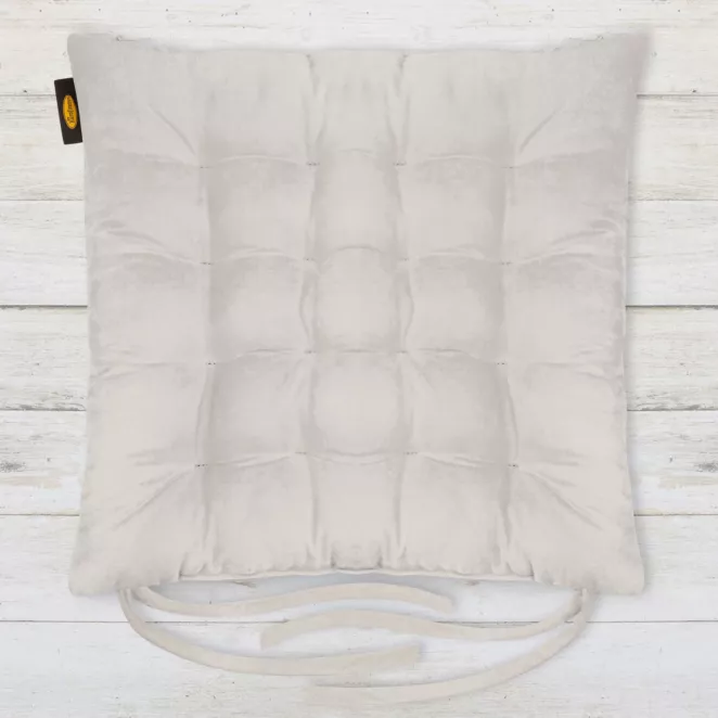 Poduszka na krzesło 40 x 40 x 6 cm  welurowa srebrna z szesnastoma pikowaniami ADORE