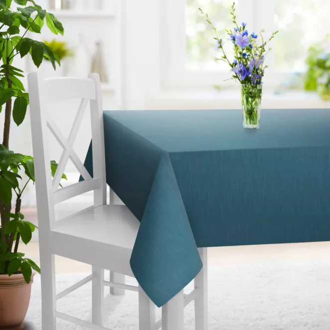 Obrus szyty turkusowy z miękkiej tkaniny o naturalnym splocie w stylu ekologicznym