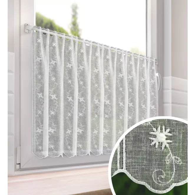 Tkanina firanowa zazdrostka zdobiona haftem drobnych kwiatuszków