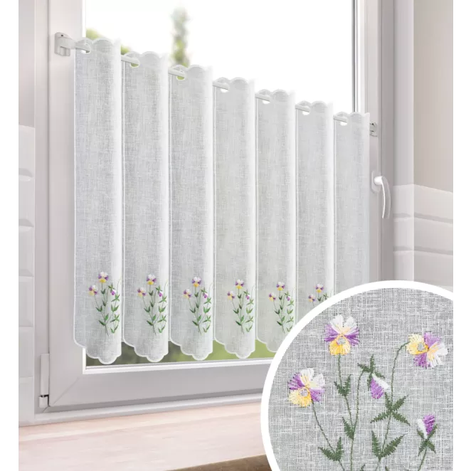 Tkanina firanowa zazdrostka zdobiona haftem bratków