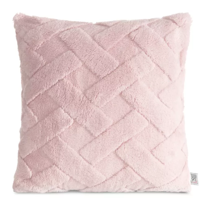 Poszewka na poduszkę 45x45 cm pudrowo różowa z miękkiego pluszu zdobiona wypukłym wzorem CARO DESIGN 91