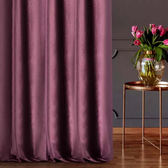 Tkanina zasłonowa gładka, miękka, welwetowa, z wyraźnym połyskiem z kolekcji Eva Minge