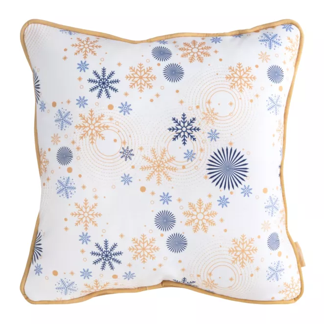 Poszewka na poduszkę 45x45 cm welwetowa kolor biały zdobiona nadrukiem ze śnieżynkami i wypustką na brzegach CAROL
