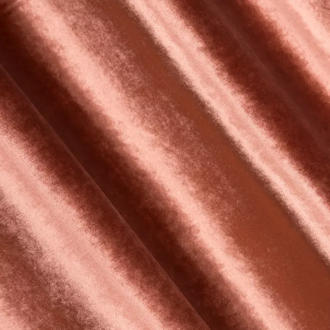 M147/41 Zasłona szyta na taśmie 5 cm ciemnoróżowa z miękkiej welwetowej tkaniny z połyskiem