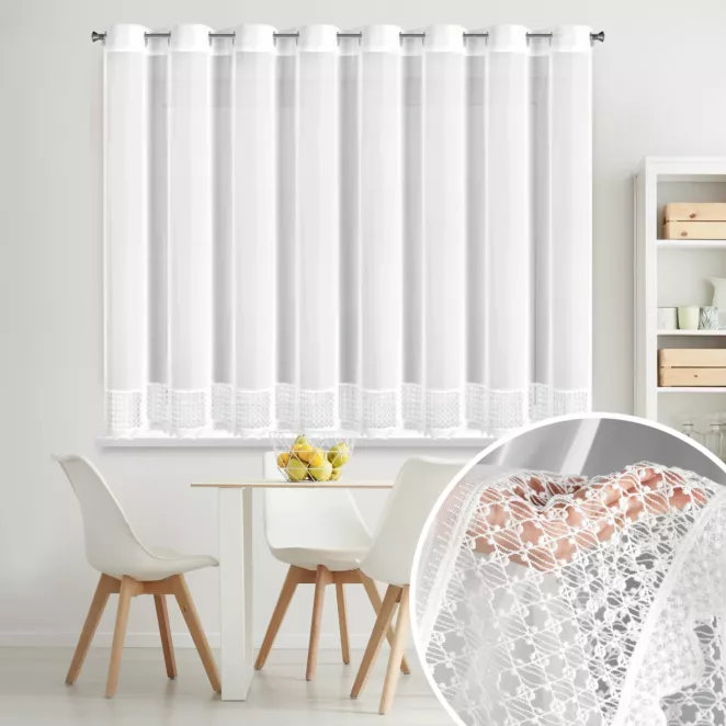 Firana biała z mikrosiateczki zdobiona ażurową koronką 350x150 cm przelotka - KATRINA