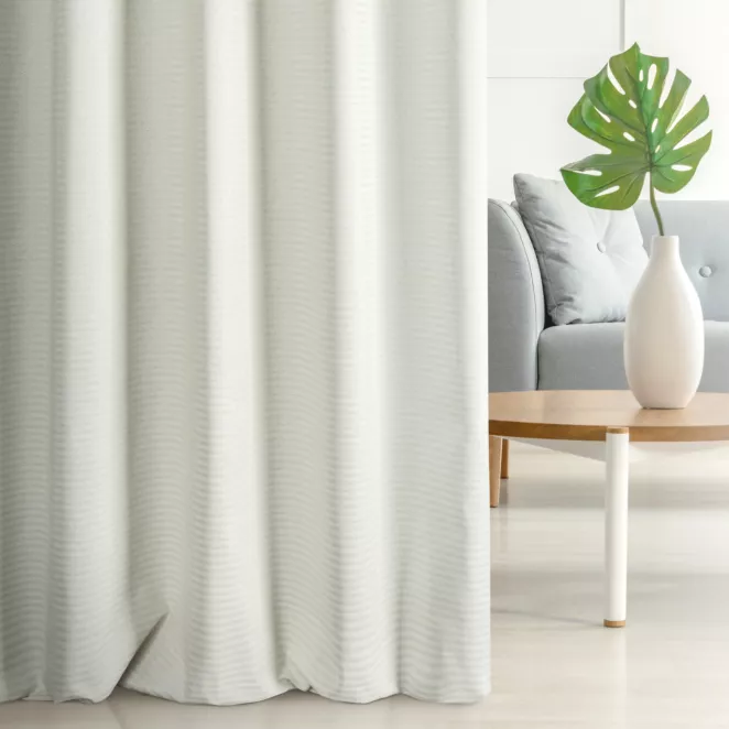 Zasłona szyta na taśmie 5 cm FIONA kremowo szampańska z dwustronnej tkaniny w paseczki z dodatkiem srebrnej nici