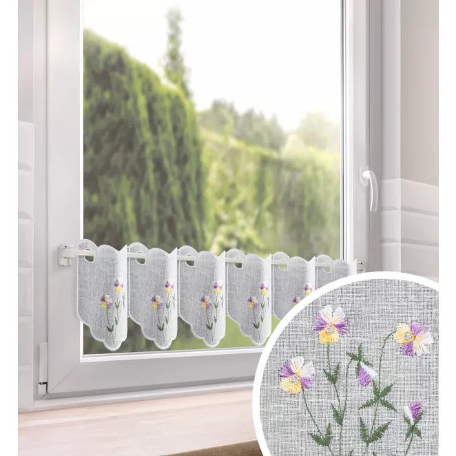 Tkanina firanowa zazdrostka zdobiona haftem bratków