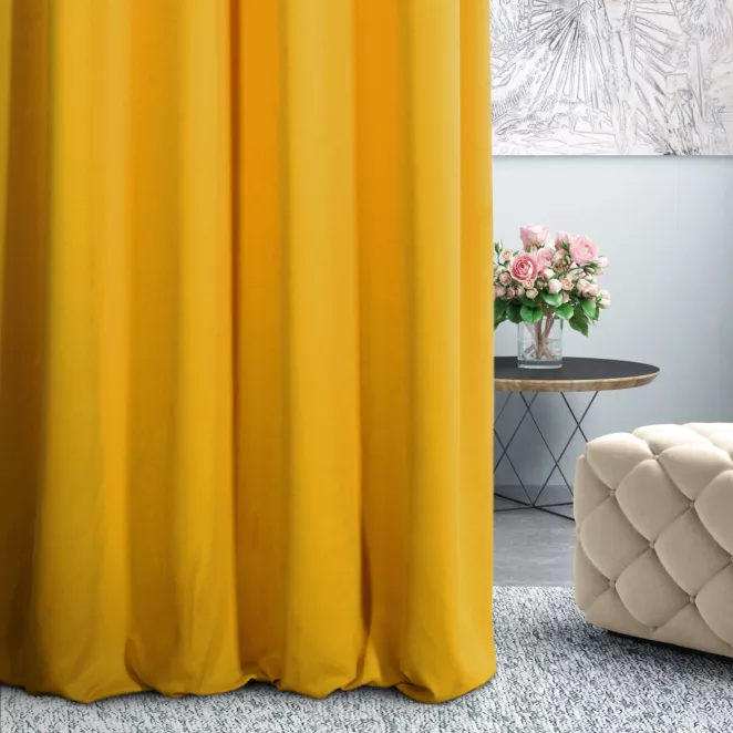 Zasłona szyta na taśmie 5 cm DORA - HIT musztardowa z miękkiej tkaniny o welurowej strukturze
