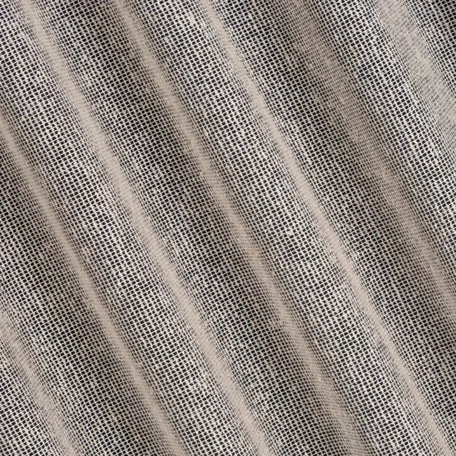 M201/9 Firana szyta na taśmie 5 cm beżowa siatka w stylu eko z efektem bukli wykończona obciążnikiem