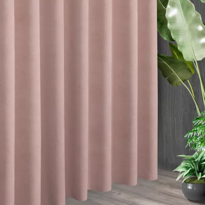 Tkanina zasłonowa o miękkiej, welurowej strukturze
