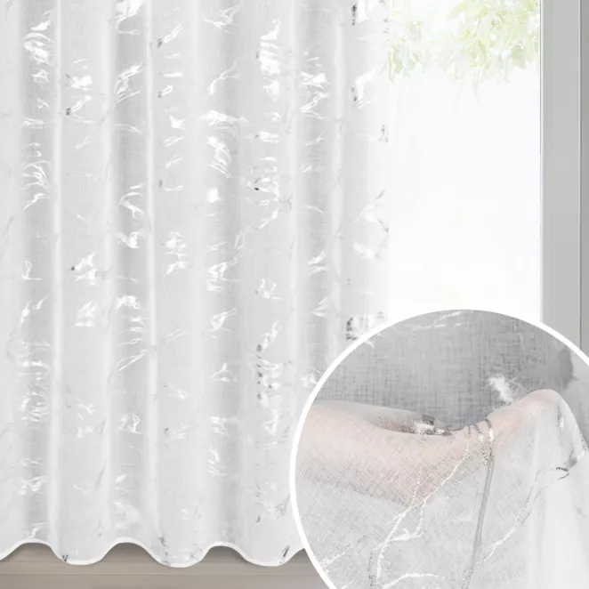 Dekoracja okienna biało, srebrna z etaminy zdobiona błyszczącym marmurkowym wzorem 140x270 cm taśma ALINA