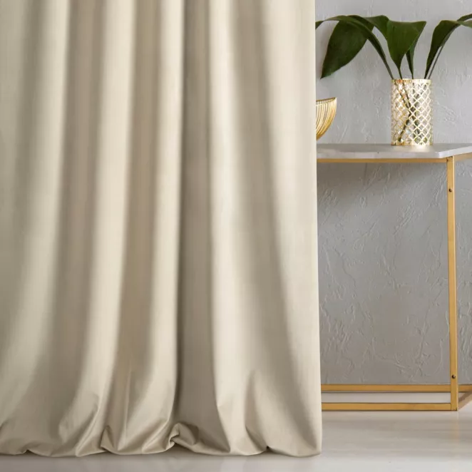 Zasłona szyta na taśmie 5 cm ENYA jasnozłota z miękkiej półmatowej tkaniny welwetowej