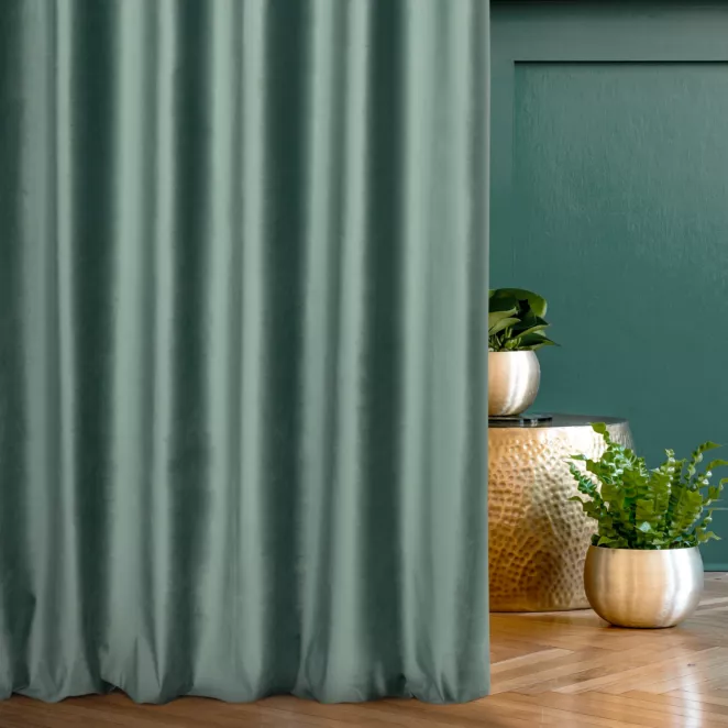 Zasłona szyta na taśmie 5 cm ciemnomiętowa z miękkiej półmatowej tkaniny welwetowej