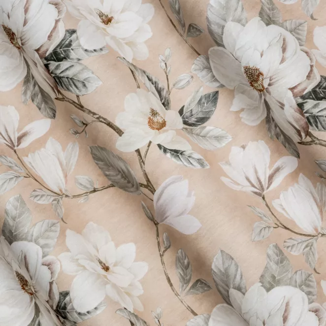 P247/2 Zasłona szyta na taśmie 5 cm pudrowo różowo kremowa z tkaniny o płóciennym splocie z nadrukiem w magnolie