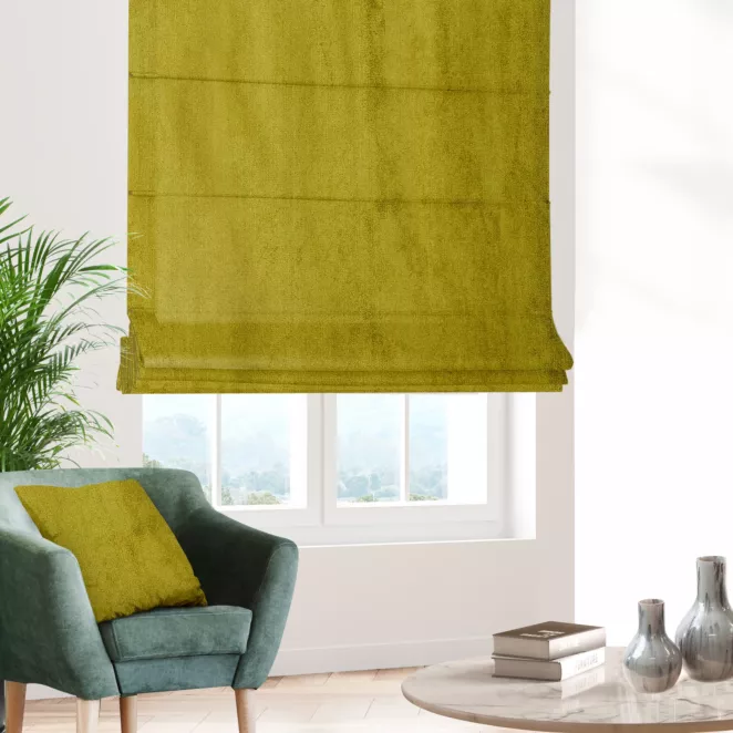 Roleta rzymska SAFARI oliwkowa z miękkiej welwetowej tkaniny z połyskiem