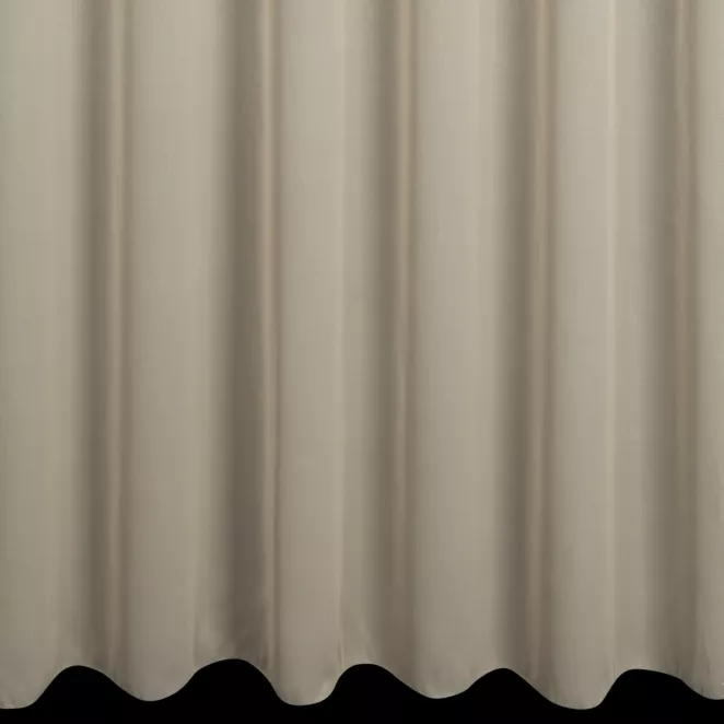 R217/10 Firana szyta na taśmie 5 cm beżowa z połyskującej tkaniny o charakterystycznym jodełkowym wzorze, wykończona obciążnikiem