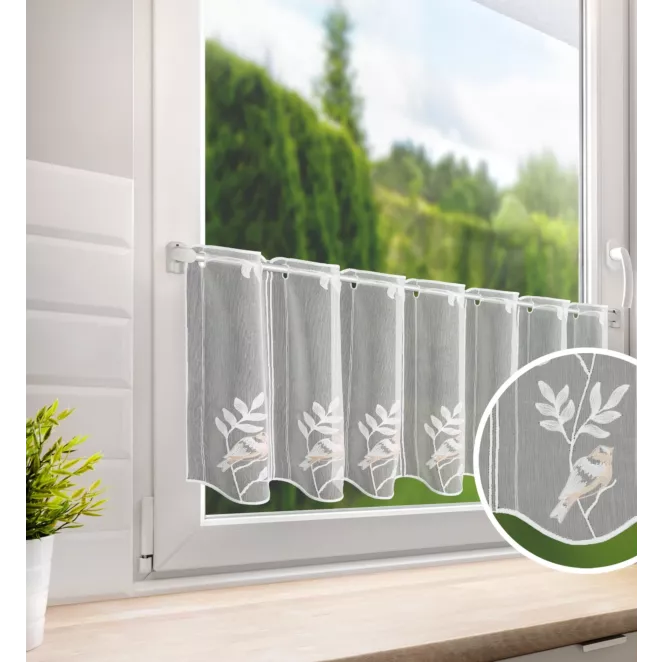 H237/1 Tkanina firanowa zazdrostka z Adenu zdobiona haftem roślinnym