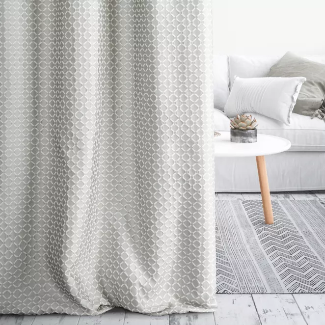Zasłona szyta na taśmie 5 cm MANSION srebrna z matowej naturalnej tkaniny w drobny geometryczny wzór