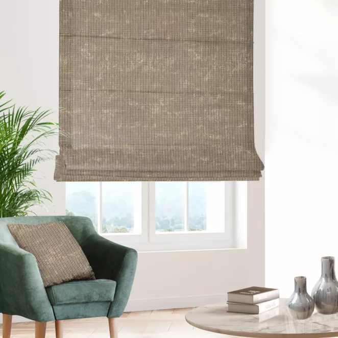 Roleta rzymska beżowo złota z siatki w stylu eko o luźnym splocie i delikatnie połyskującym nadruku Italissima Eva Minge