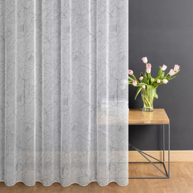 Firana szyta na taśmie 5 cm biało popielata z eleganckiej etaminy w drukowany, modny, botaniczny wzór