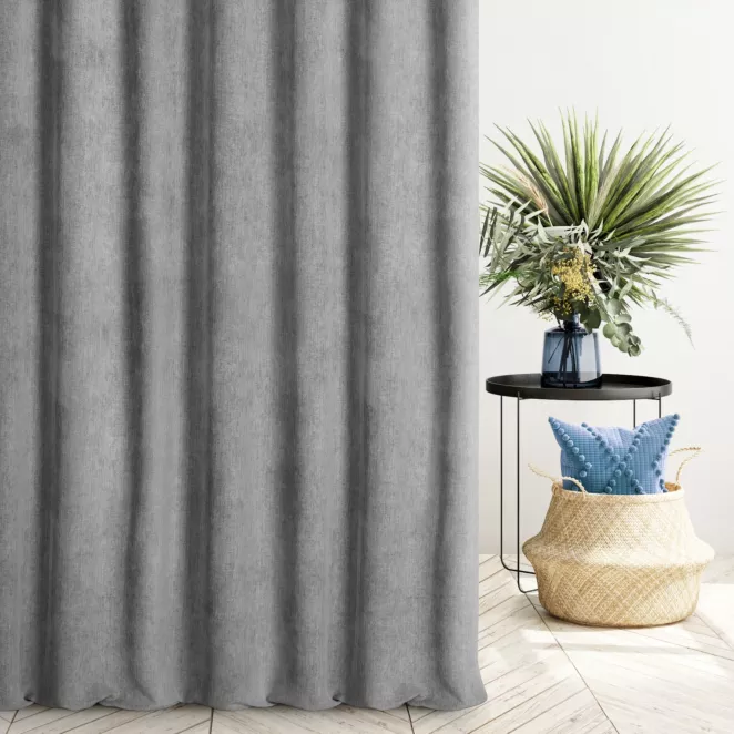 Zasłona szyta na flexach stalowa z miękkiej matowej tkaniny szenilowej o naturalnym splocie